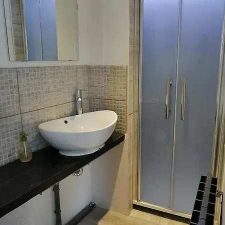 Ca Nous Plait Apartment